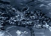 Lufbild über dem Ortskern - Paternion - alte historische Fotos Ansichten Bilder Aufnahmen Ansichtskarten 