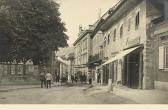 Villach Rathaus u. Anton Baurechts Zuckerbäckerei - Europa - alte historische Fotos Ansichten Bilder Aufnahmen Ansichtskarten 