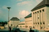 Die Neubauten von Postamt und Banhnof - Bahnhofplatz - alte historische Fotos Ansichten Bilder Aufnahmen Ansichtskarten 