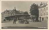 Hans Gasser Platz mit Tankstelle und Oldtimer - Villach-Innere Stadt - alte historische Fotos Ansichten Bilder Aufnahmen Ansichtskarten 