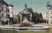 Spittal an der Drau, Burgplatz mit Brunnen - alte historische Fotos Ansichten Bilder Aufnahmen Ansichtskarten 