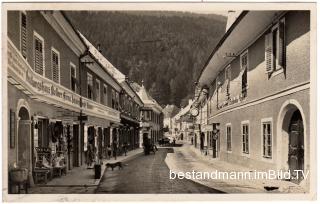 Friesach - Bahnhofstraße mit Geschäften - Kärnten - alte historische Fotos Ansichten Bilder Aufnahmen Ansichtskarten 