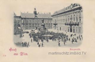Wien, Burgplatz mit Burgmusik - Wien,Innere Stadt - alte historische Fotos Ansichten Bilder Aufnahmen Ansichtskarten 