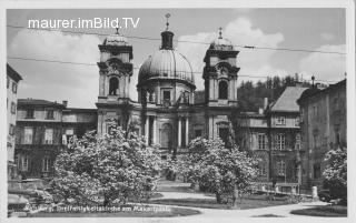 Salzburg, Dreifaltigkeitskirche - alte historische Fotos Ansichten Bilder Aufnahmen Ansichtskarten 