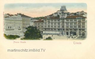 Triest, Piazza Grande mit Rathaus - Triest - alte historische Fotos Ansichten Bilder Aufnahmen Ansichtskarten 