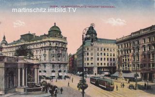 Wien, Albrechtsplatz mit Mozart Denkmal - Oesterreich - alte historische Fotos Ansichten Bilder Aufnahmen Ansichtskarten 