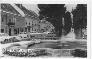 Neumarkt in Steiermark - Hauptplatz , Autos - Europa - alte historische Fotos Ansichten Bilder Aufnahmen Ansichtskarten 