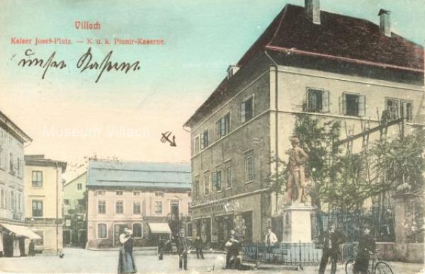 um 1895 - Das ehem. Rathaus, um 1890 auch Pionierkaserne
